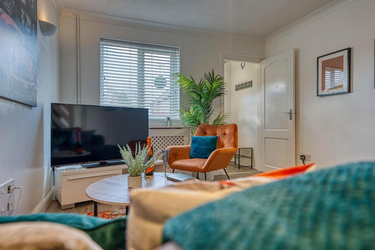 Capri 13 Sa - Contemporary 2 Bedroom House In Loughborough With Free Parking, Close To Loughborough University & M1 Motorway Exteriér fotografie